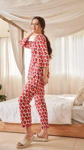 Conjunto de Pijama Estampado 100% Algodón para Mujer – Ropa de Dormir Suave y Transpirable - Product Image 4