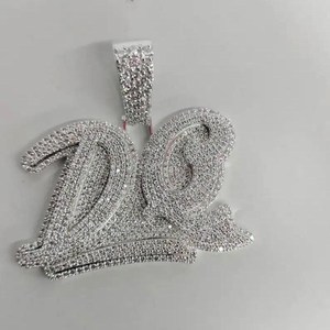 Colgante de Letra Personalizado de Lujo con Moissanita Iced Out, Plata de Ley 925, Corte Brillante Redondo, Amuleto Hip Hop Unisex - Product Image 1