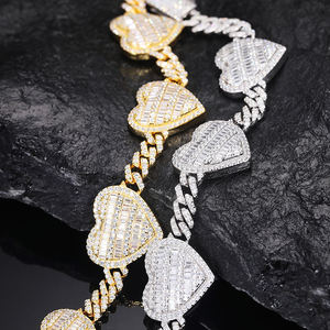 Bracelet en cristal taillé en forme de cœur, chaîne plaquée or 22 carats, luxe, unisexe, à porter tous les jours - Product Image 3