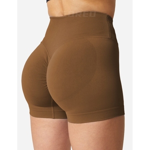 Shorts de yoga marron taille haute pour femme, sans couture, pour l'entraînement et la gym, avec effet froncé fessier - Product Image 1