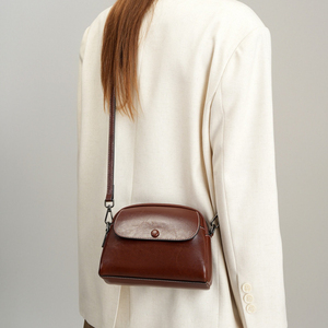 Brown Leather <b>Mini</b> <b>Crossbody</b> <b>Bag</b> With Button Closure Minimalist Style Women's Daily Use Waist <b>Bag</b> 20x15x7cm - Product Image 5