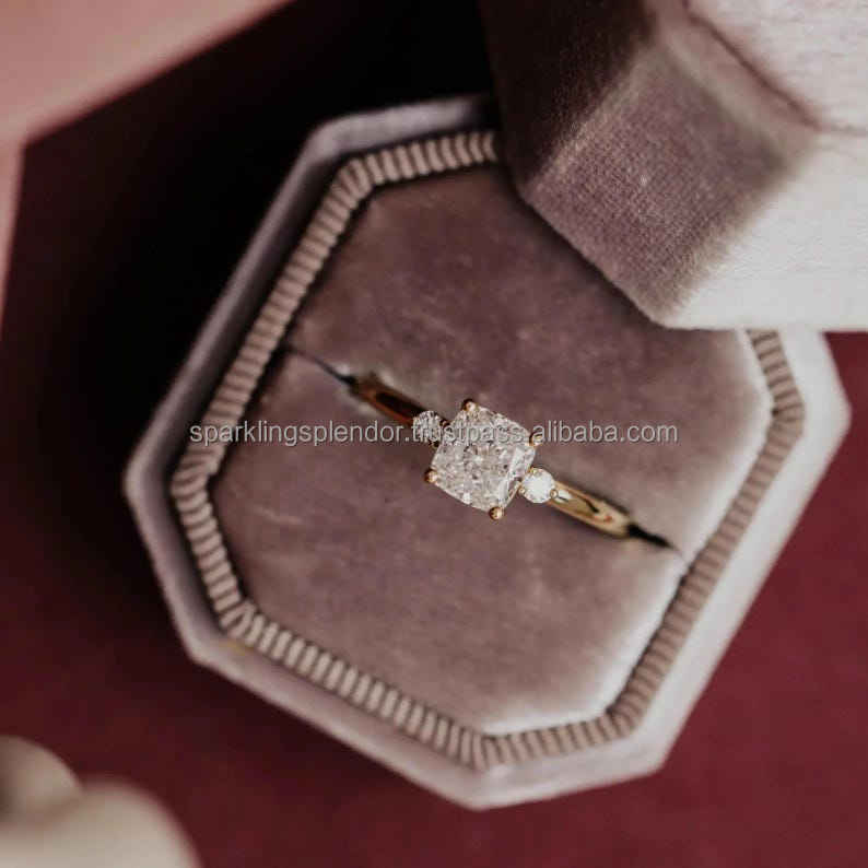 10K สีเหลืองทอง