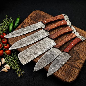 Ensemble de couteaux de cuisine en acier Damas de haute qualité, 5 pièces, design élégant et précis, couteaux de cuisine professionnels, durables et longue durée de vie - Product Image 3