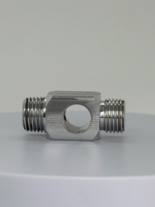 อุปกรณ์อุตสาหกรรมยี่ห้อ Custom Deli ผลิตจากสแตนเลสสตีล ขึ้นรูปด้วยเครื่อง CNC ข้อต่อเกลียวชายคู่ แบบพอร์ตด้านข้าง สำหรับเชื่อมต่อท่อ ผลิตในไต้หวัน - Product Image 3