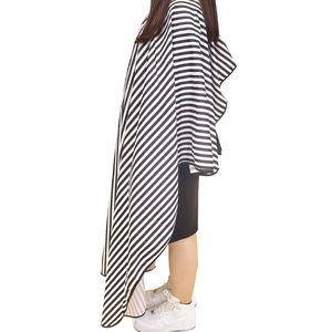 Cape de Coiffeur Jetable Sur Mesure Écologique Recyclable Légère Séchage Rapide Imperméable en Polyester Lavable - Product Image 4