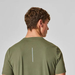 เสื้อยืดแขนยาวออกกำลังกาย ระบายอากาศ แห้งเร็ว สำหรับวิ่งและเล่นกีฬา ทรงโอเวอร์ไซส์ ออกแบบเองได้ ผลิตจากผ้าฝ้าย 100% สำหรับผู้ชาย ขายส่ง - Product Image 6