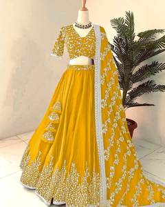 LEHENGA CHOLI FANCY EN GEORGETTE AVEC BRODERIE ET PAILLETTES, ET DUPATTA JAUNE 68103 - Product Image 2