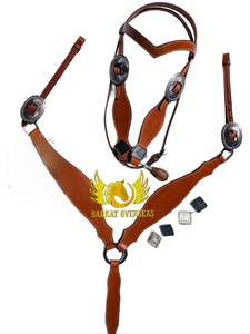 Ensemble de sellerie western en cuir véritable léger et durable, avec designs personnalisés, comprenant une bride, un collier de poitrée et une têtière pour cheval - Product Image 2