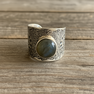 Designer <b>Labradorite</b> Fine <b>Ring</b> 7.3 Grams - Product Image 3