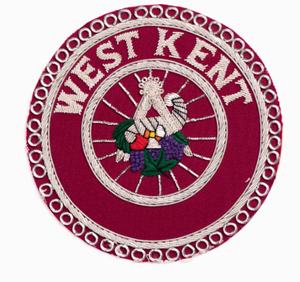 Insignias de Tela Bordadas a Mano de Lujo Personalizadas de Alta Calidad, Servicio OEM, Insignias Masónicas con Efecto 3D en Relieve, Resistentes al Agua - Product Image 1