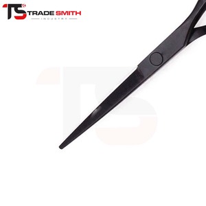 Tijeras de recorte clásicas TSI Premium para barberos, herramienta de peluquería de acero inoxidable para cortes limpios y estilismo profesional en salón - Product Image 5