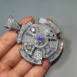 Colgante de Moissanita Giratorio de Plata 925 de Alta Calidad Personalizado para Rapper, Joyería Hip Hop con Diamantes de Moissanita - Product Image 1