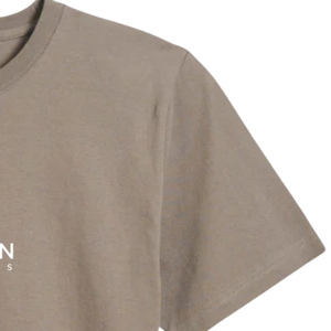 เสื้อยืดคอตตอนรีไซเคิลสำหรับผู้ชาย สีซินเดอร์ เป็นมิตรกับสิ่งแวดล้อม คุณภาพพรีเมียม คอกลม แขนสั้น สไตล์ลำลอง ใส่ได้ทุกวัน เหมาะกับสตรีทแวร์ - Product Image 6