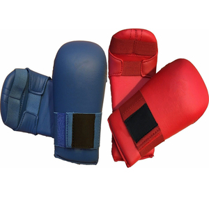 Gants semi-contacts de couleur rouge, design à main ouverte, pour arts martiaux, karaté et kickboxing, gants d'entraînement multi-usages unisexes - Product Image 3