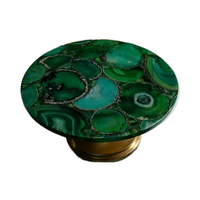 Table basse en agate verte avec un adorable design aux coins arrondis, artisanat de printemps, art déco pour la décoration de la maison, les occasions de mariage