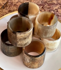 Anillo y Porta Servilletas de Cuerno de Búfalo Negro para Decoración de Mesa, Ideales para Fiestas y Eventos, al Mejor Precio de Mayoreo - Product Image 4