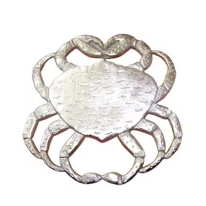 Sous-plats ronds en métal argenté avec découpe en forme de feuille tropicale, sous-plat isolant thermique pour la protection de la table à manger - Product Image 2