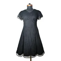 Robe midi décontractée noire à pois suisses en maille, col en V, boutonnée sur le devant, manches courtes volantées, taille empire, robe d'été