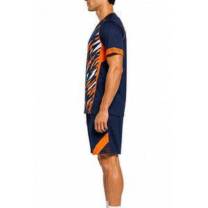 Uniforme de badminton haut de gamme en tissu à séchage rapide avec une coupe confortable pour les compétitions, l'entraînement et les performances sportives - Product Image 6