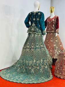 Lehenga en velours avec une longue traîne lourde et volumineuse, orné de pierres Jarkan, parfait pour un look de mariage royal - Product Image 5
