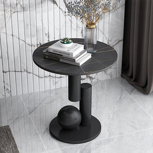 Mesa Auxiliar Moderna y Duradera con Tapa de Metal, Mesa Lateral con Marco de Metal Dorado, Mesa Auxiliar de Lujo para Sala de Estar, Muebles Contemporáneos para el Hogar - Product Image 2