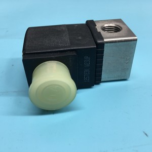 Válvula BURKERT 456335S 6013 A 1/8 FPM SS, 147372 - Equipo y Piezas de Semiconductores de Confianza de Global Legacy Semiconductor - Product Image 5
