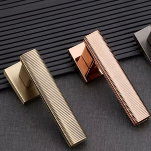 Manijas multifuncionales para puertas y ventanas compatibles con estilos arquitectónicos modernos para centros comerciales y instalaciones deportivas. - Product Image 1