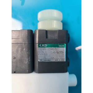 CKD AMDS24-X0084-MS Utilisé comme pièce détachée d'équipement semi-conducteur d'origine - Product Image 1