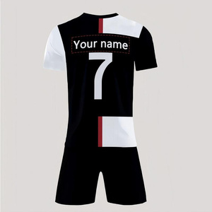 Ensemble de maillots de football personnalisés pour hommes, noir et blanc, imprimé par sublimation, polyester respirant, col en V, anti-bactérien, manches courtes - Product Image 3