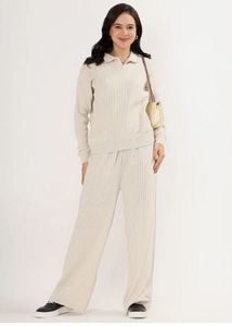Conjunto de Dos Piezas de Suéter y Pantalones de Alta Calidad, Tejido Suave, Estilo de Diseñador, Fabricado en India al Mejor Precio - Product Image 2