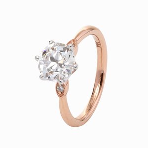 Anillo de compromiso de diamante de laboratorio redondo brillante de 1.5 ct con certificación IGI al por mayor, estilo vintage de oro rosa de 14K con engaste Milgrain - Product Image 4