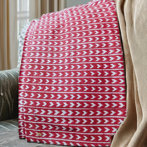 Venta al por mayor indio hecho a mano tela de lona de algodón Jaipur Sanganeri bloque de mano impreso ecológico decoración del hogar bolsas vestido tela roja - Product Image 1