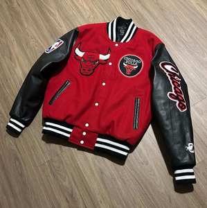 Chaqueta Letterman Personalizada de Nueva Llegada, Estilo Clásico con Botones, de Béisbol, Calidad Premium con Logotipo Personalizado - Product Image 5