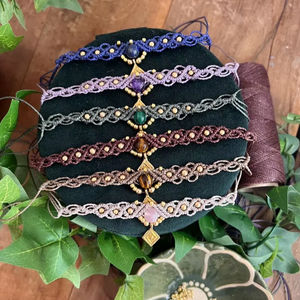 Collar de Mariposa de Macramé Hecho a Mano con Cuentas de Cobre y Cuarzo, Ajustable, Chapado en Oro de 14K, Joyería Unisex para Aniversario - Product Image 1