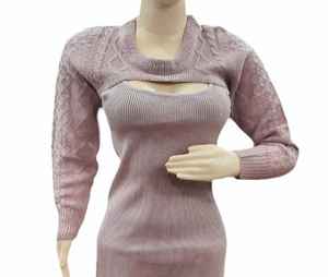 Robe en tricot d'hiver pour femmes |   Ensemble midi superposé à col montant en rose poudré |   Vêtements d'automne haut de gamme finis à la main, chaleureux et confortables - Product Image 3