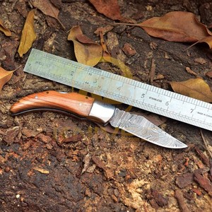 Couteau de poche pliant en acier Damas de qualité supérieure avec manche en bois naturel |   Couteau de chasse et de camping en plein air EDC en gros - Product Image 2