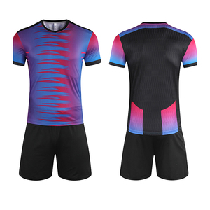 Ensemble de maillot de football pour hommes noir et blanc, manches courtes, short assorti, polyester respirant, tenue de sport pour équipe - Product Image 6