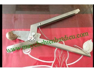Best Price Cashew Shelling <b>Tool</b> <b>Safe</b> And Easy To Use For Quick Manual Separation Of Cashew Nuts - Product Image 4