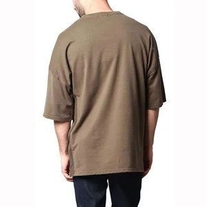 Camiseta Oversize de Estilo Urbano para Hombre con Look Moderno, Camiseta Oversize para Uso Diario a la Moda - Product Image 4