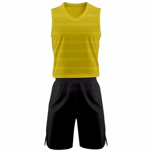 Conjunto de Uniforme de Baloncesto Sublimado Personalizado para Hombre y Jóvenes, Tejido de Malla Transpirable, Cubierta Ligera de PU, Camisetas y Pantalones Cortos para Entrenamiento en Equipo - Product Image 3