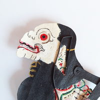 Marionnette de l'ombre Wayang Kulit Gareng en cuir indonésien artisanal, décoration de table traditionnelle javanaise, objet d'art ethnique