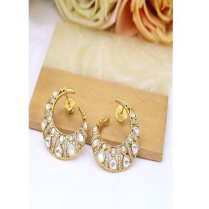 Impresionantes Pendientes de Moissanita Chapados en Oro de Latón de Primera Calidad, Hermosos Pendientes Kundan para Mujeres y Niñas, Ideales para Vestidos de Noche y Fiestas - Product Image 1