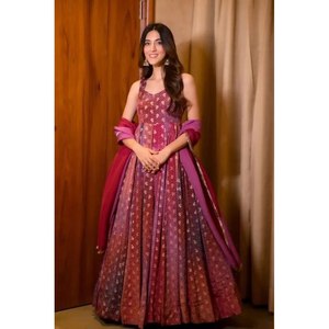 Hermoso vestido Anarkali y Dupatta para ropa de fiesta-Talla XS - Product Image 2