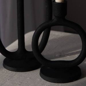 Porte-bougie conique moderne en métal noir mat, support de bougie ovale abstrait de style nordique, bougeoir minimaliste créatif pour la décoration de la maison et des tables de mariage - Product Image 6