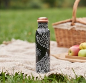 Bouteille d'eau artistique en cuivre avec couvercle, gourde métallique réutilisable à visser, idéale pour l'hydratation, les voyages et le yoga - Product Image 3