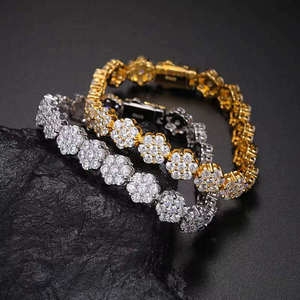 Bracelet tennis unisexe en or avec diamants de laboratoire, motif grappe de fleurs, taille brillant, luxe, hexagone glacé, bijoux fins, vente en gros - Product Image 4