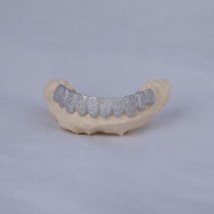 Grillz personnalisé 20 dents en moissanite sertie, en argent sterling 925, style diamant, bijoux hip-hop, ajustement sur mesure - Product Image 3