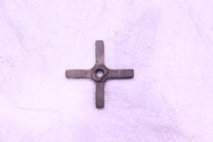 Pièces de rechange pour tricycles CROSS de qualité supérieure, fabriquées en Inde, compatibles avec le modèle RE, exportées vers Haïti et la République Dominicaine - Product Image 2