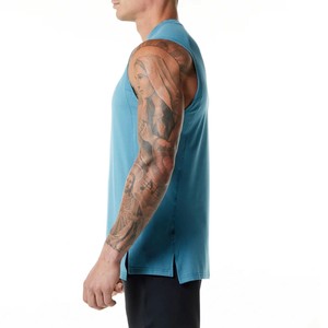 Débardeur court sans manches 100 % coton personnalisé pour homme, style décontracté, délavé à l'acide, pour la gym et le sport, impression DTG - Product Image 6