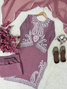 Ensemble haut et palazzo en crêpe de soie imprimé de qualité supérieure avec design de col à franges, doublure micro, collection décontractée ethnique - Product Image 4